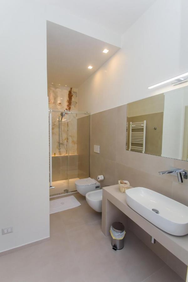 Bebio Rooms Trani Exterior foto